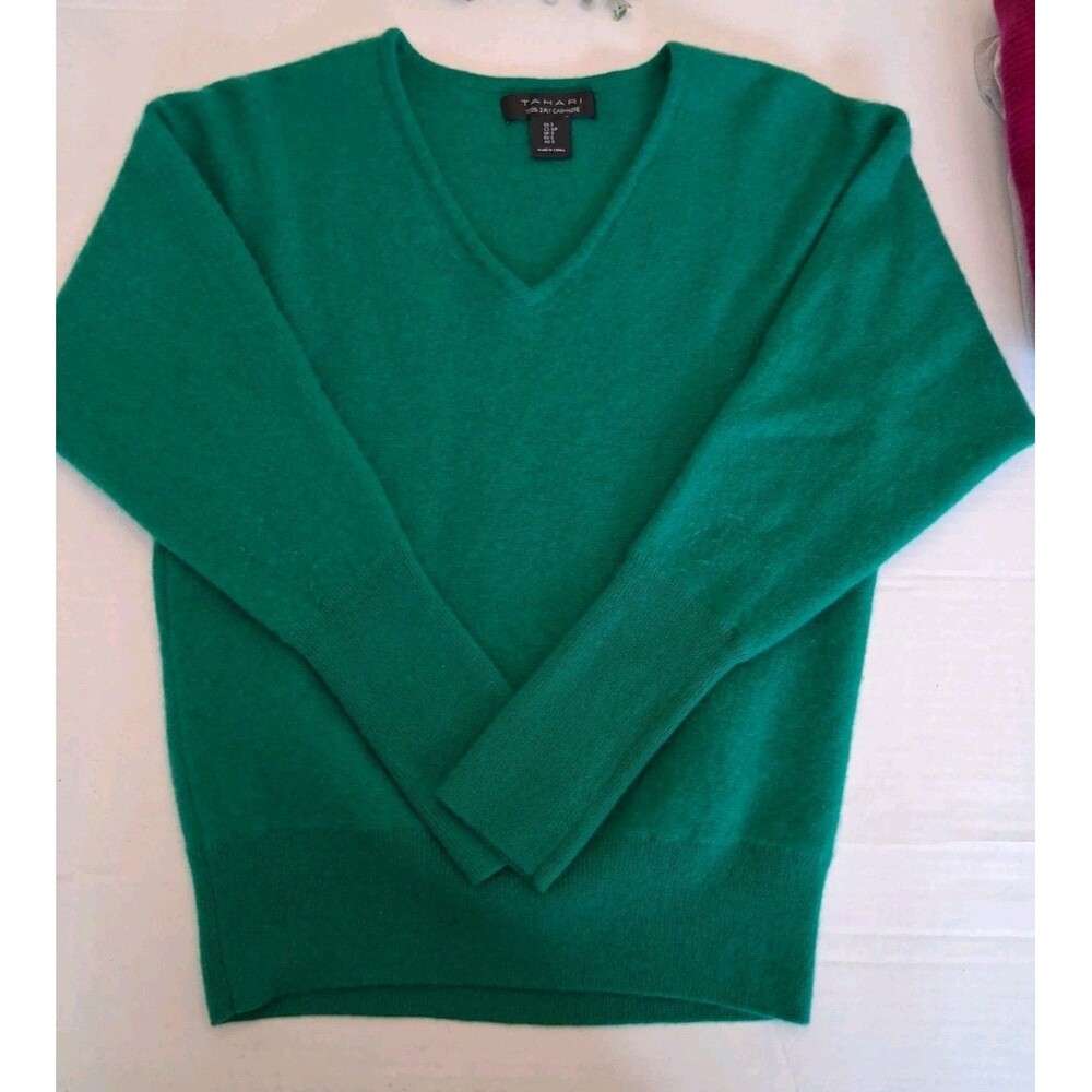 Tahari 100% 2-Ply Cashmere V Neck Sweater Kelly Green S Preppy Old Money Modern